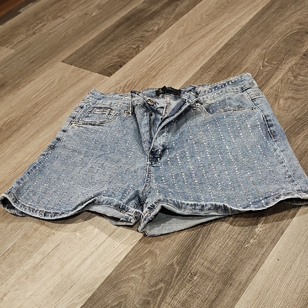 Classic Blue Jean Shorts with Distressed Finish
